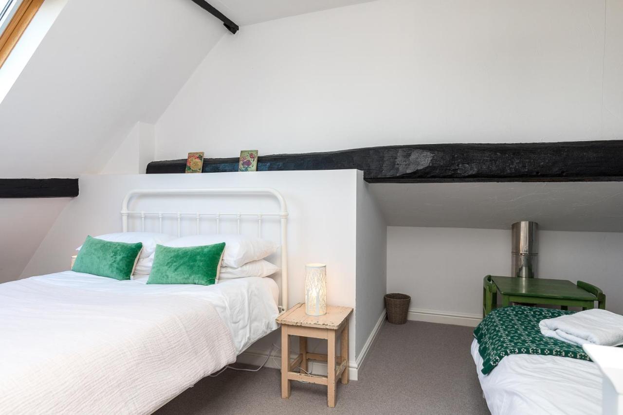Barn -westerlands * Graffham